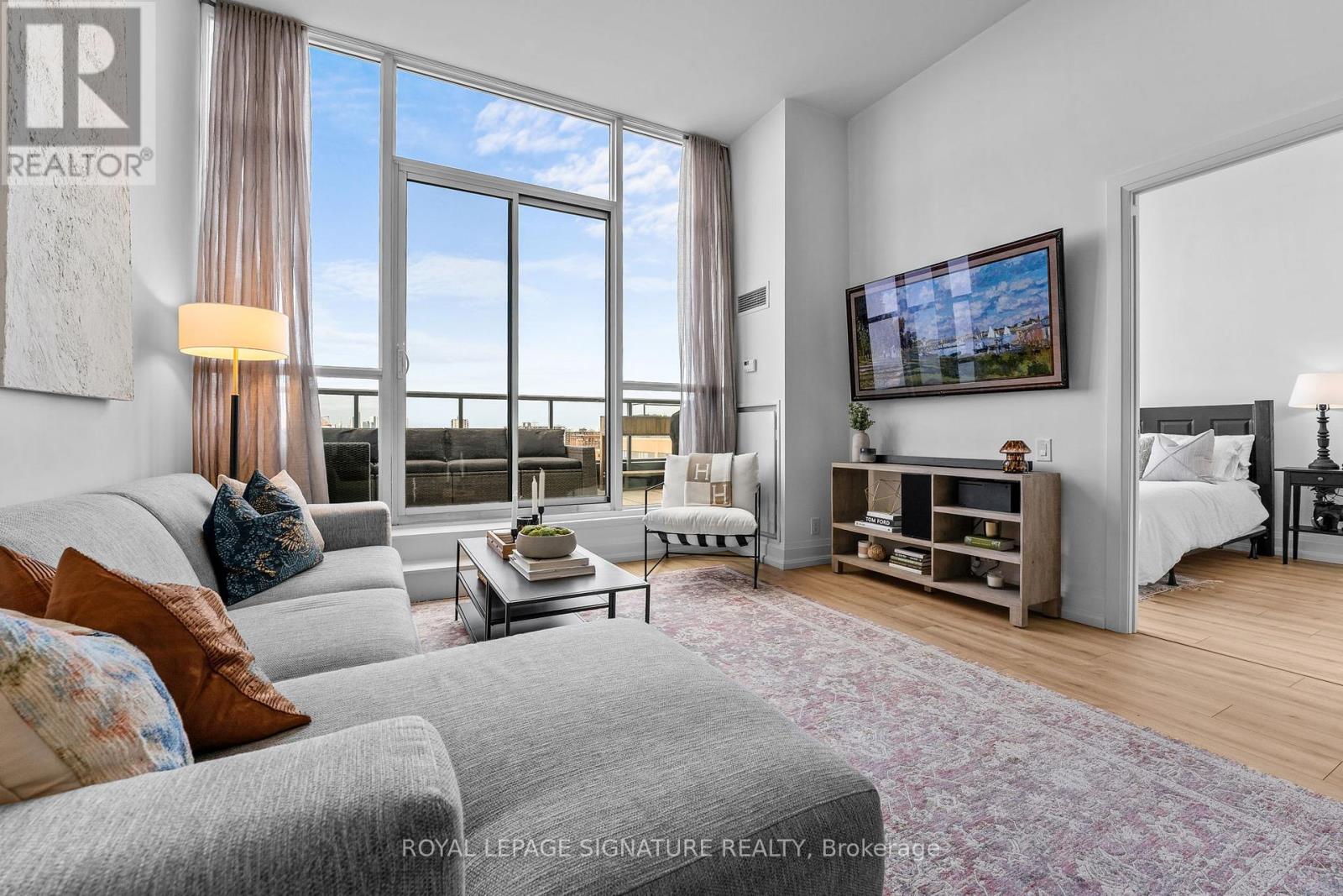 Ph09 - 5 Hanna Avenue, Toronto, Ontario  M6K 0B3 - Photo 2 - C12527754