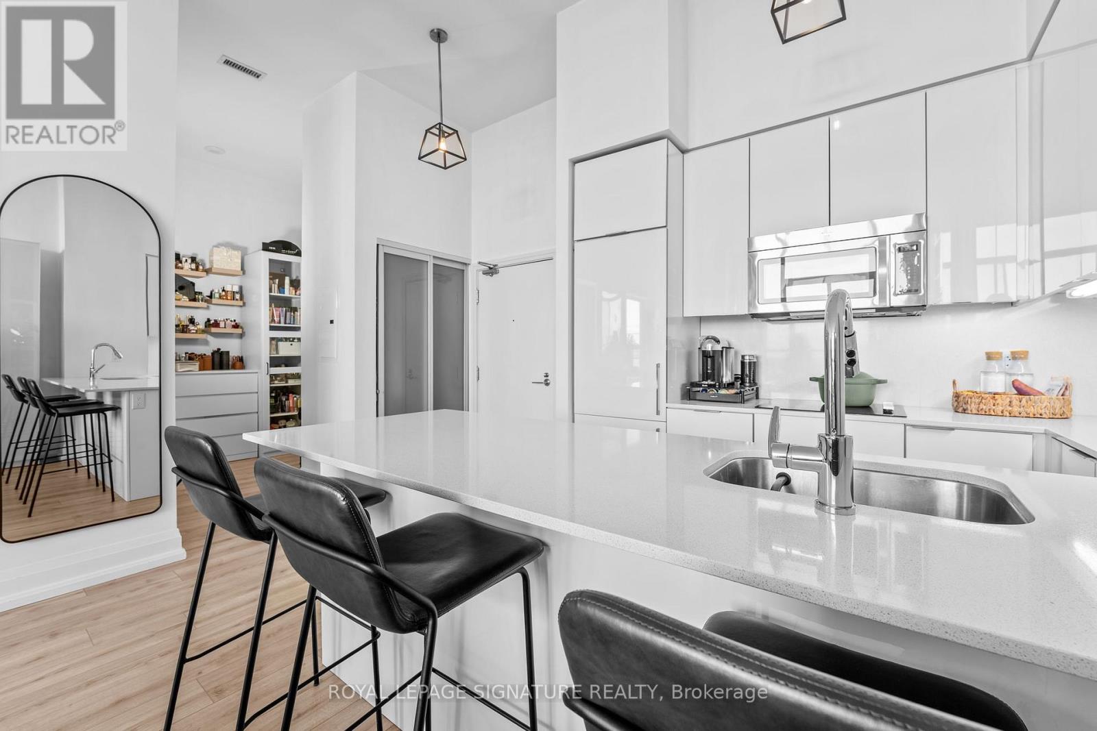 Ph09 - 5 Hanna Avenue, Toronto, Ontario  M6K 0B3 - Photo 5 - C12527754