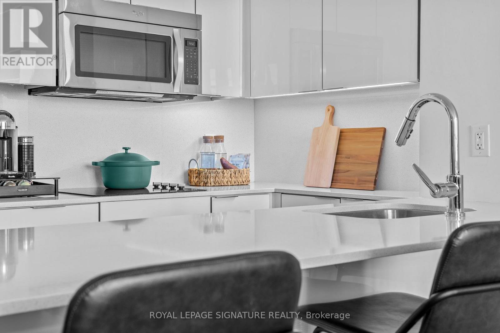 Ph09 - 5 Hanna Avenue, Toronto, Ontario  M6K 0B3 - Photo 8 - C12527754