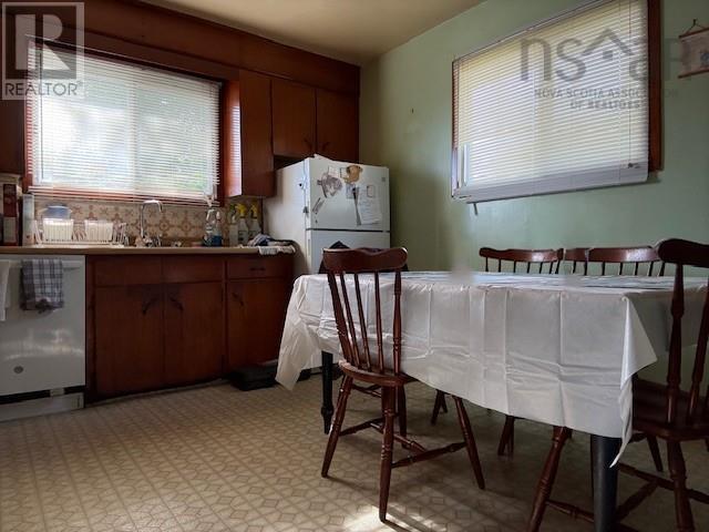 11 Tamarac Drive, Port Hawkesbury, Nova Scotia  B9A 3E6 - Photo 11 - 202525850