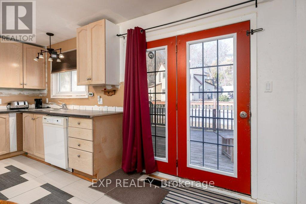 62 Kent Street, Trent Hills (Campbellford), Ontario  K0L 1L0 - Photo 11 - X12527884