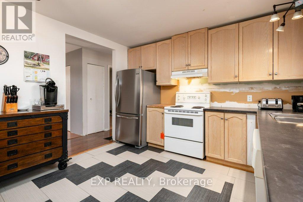 62 Kent Street, Trent Hills (Campbellford), Ontario  K0L 1L0 - Photo 12 - X12527884