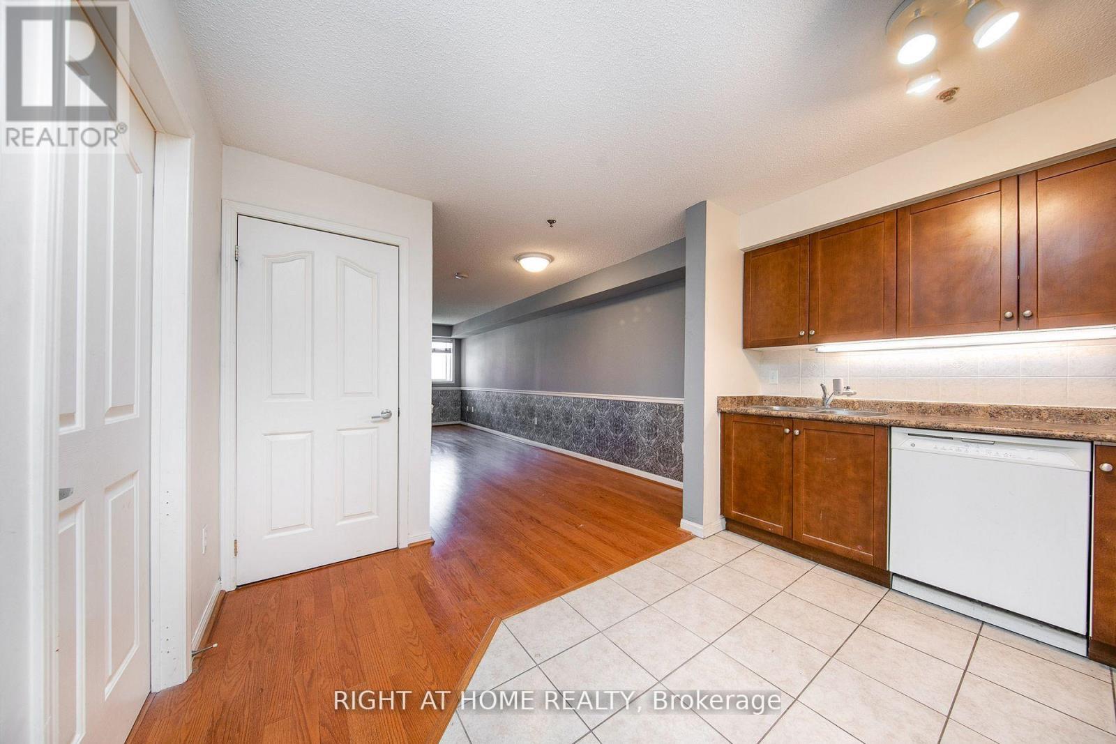 222 - 5225 Finch Avenue E, Toronto, Ontario  M1S 5W8 - Photo 4 - E12527708