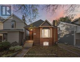 152 PICKERING STREET, Toronto, Ontario