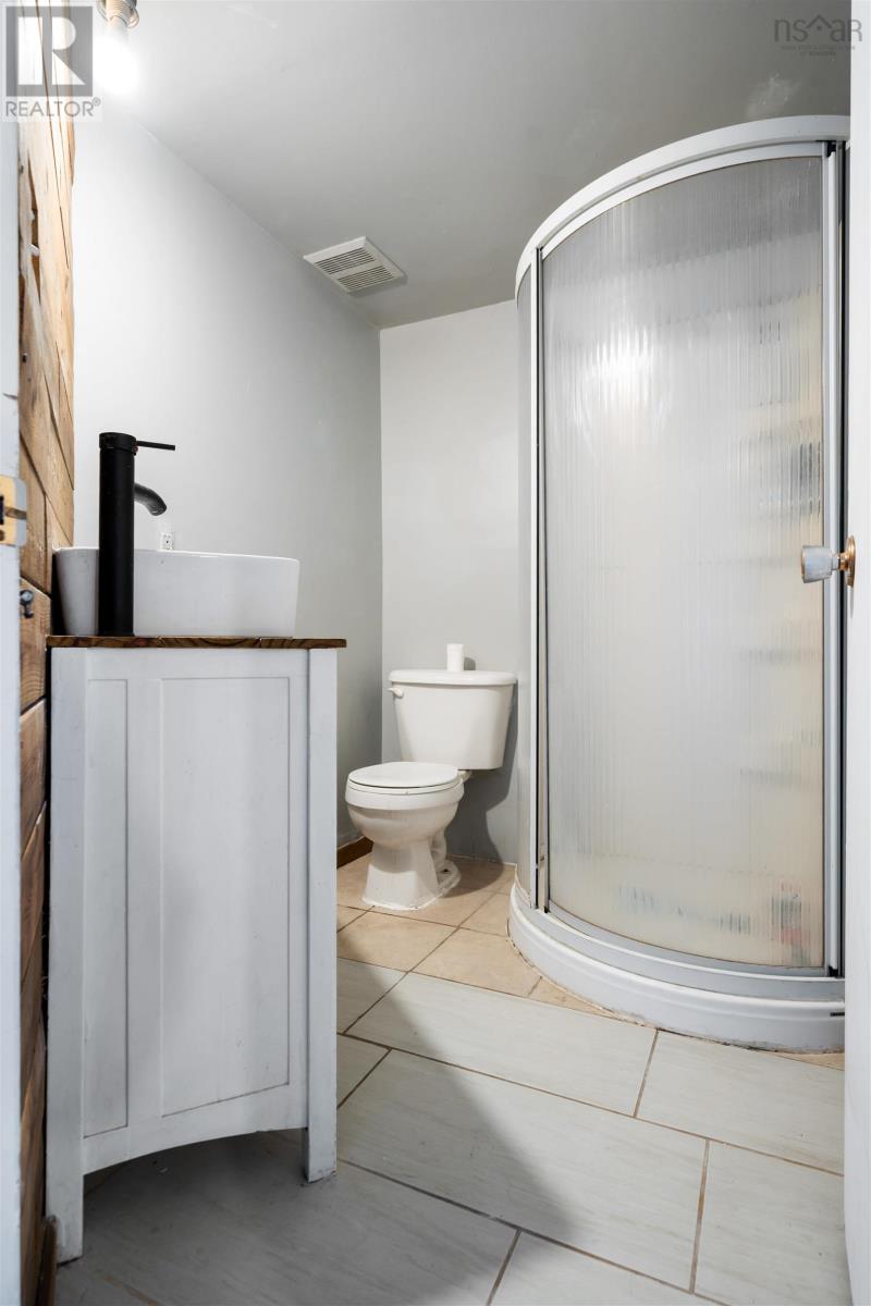 198 Caldwell Road, Dartmouth, Nova Scotia  B2V 1V3 - Photo 28 - 202525956