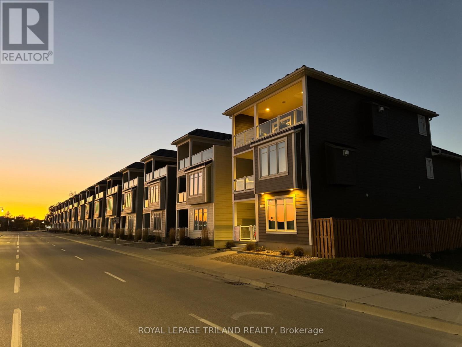 15 - 355 EDITH CAVELL BOULEVARD, Central Elgin, Ontario