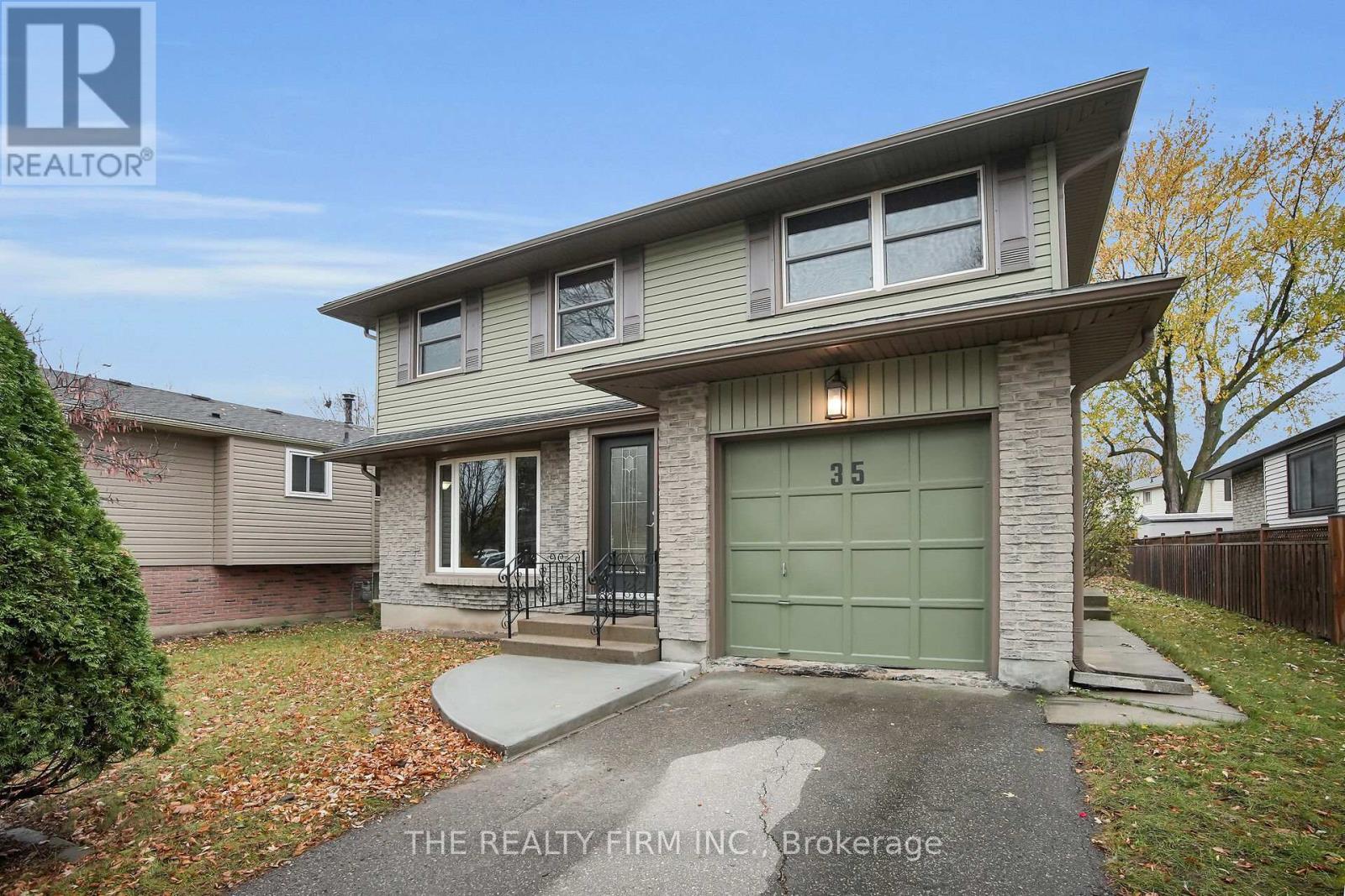 35 ROSTHERNE CRESCENT, London South, Ontario