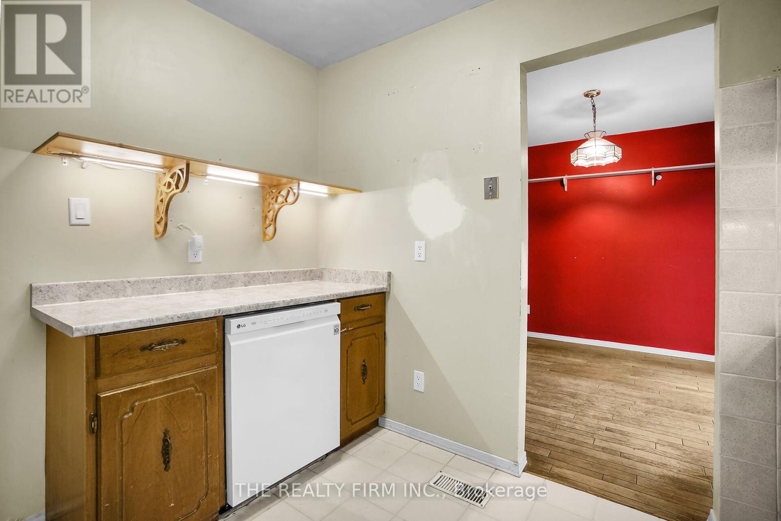 35 Rostherne Crescent, London South, Ontario  N6E 1Y3 - Photo 7 - X12527830