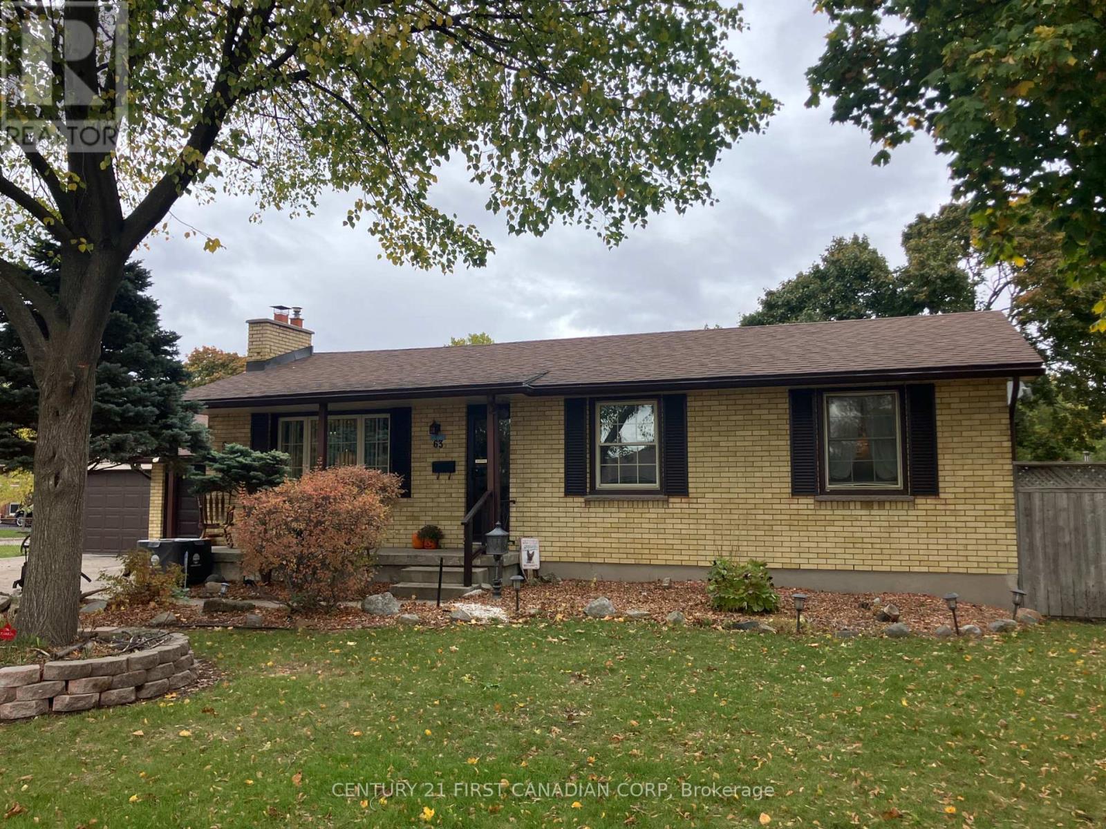 63 HAWKESBURY AVENUE, London East, Ontario
