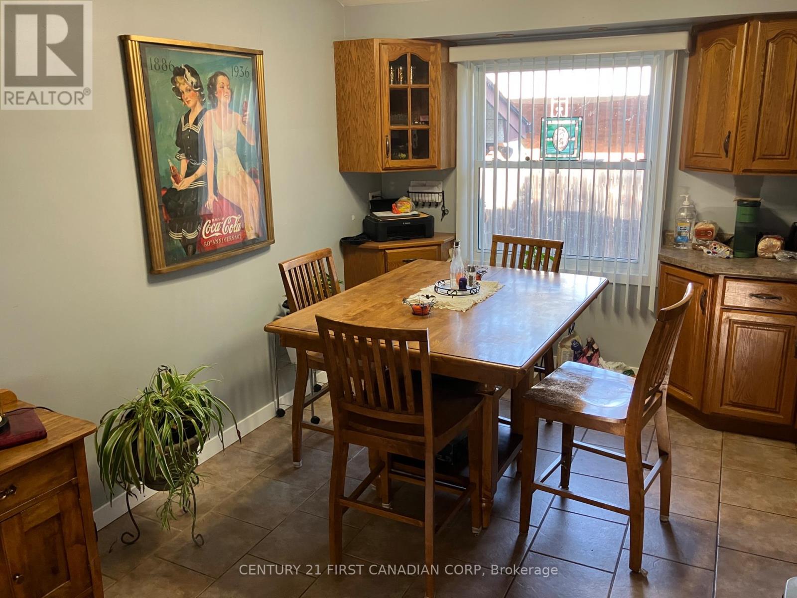 63 Hawkesbury Avenue, London East, Ontario  N5V 2K2 - Photo 9 - X12527890