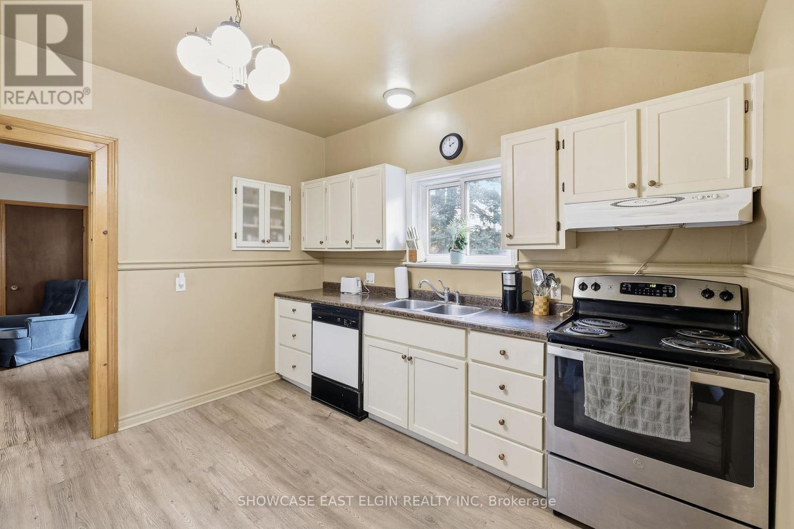 30 Victoria Street N, Aylmer, Ontario  N5H 1W7 - Photo 14 - X12527962