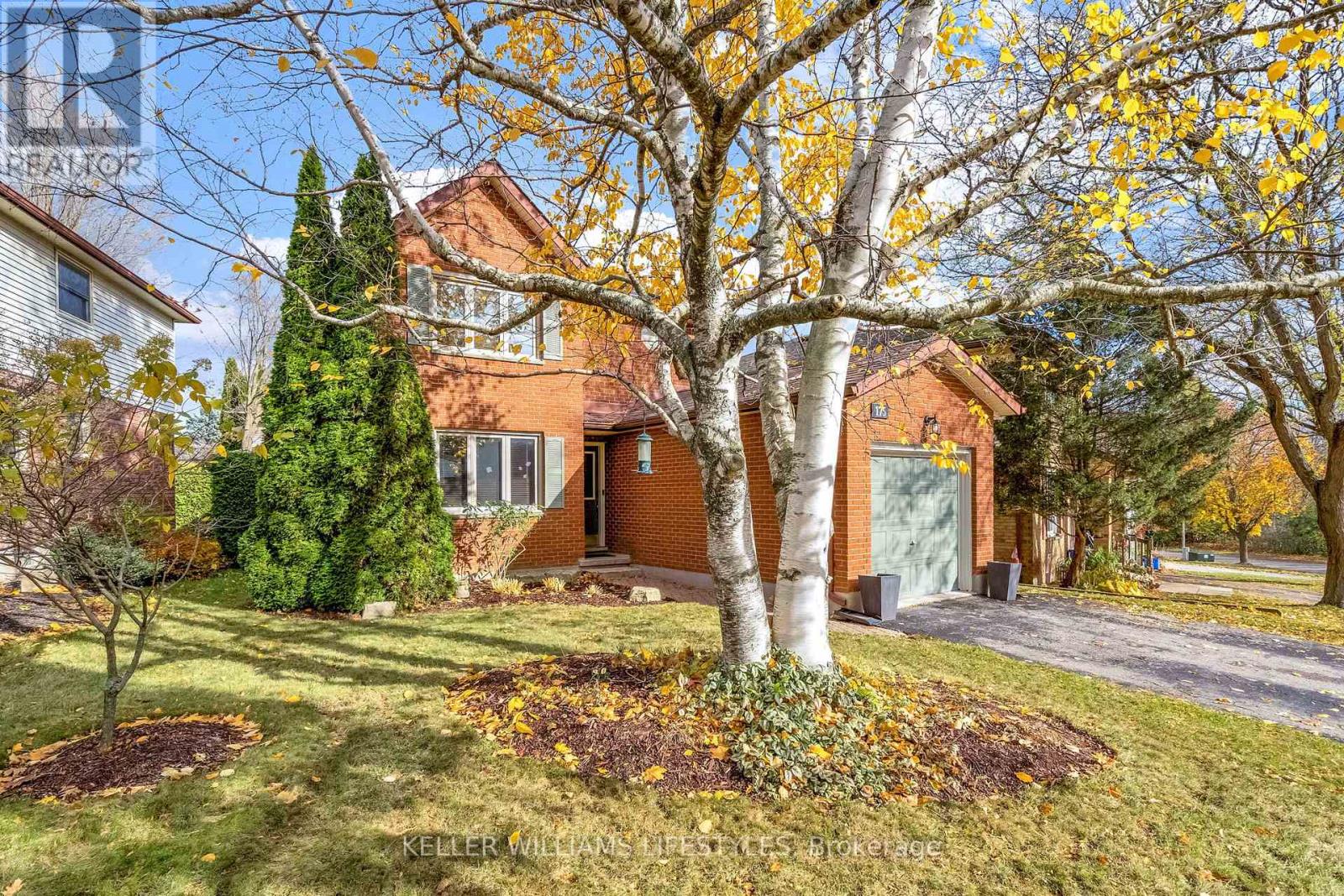 175 Walmer Gardens, London North, Ontario  N6G 4H3 - Photo 3 - X12527968