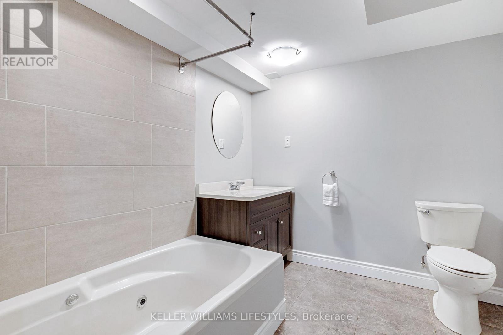 175 Walmer Gardens, London North, Ontario  N6G 4H3 - Photo 32 - X12527968