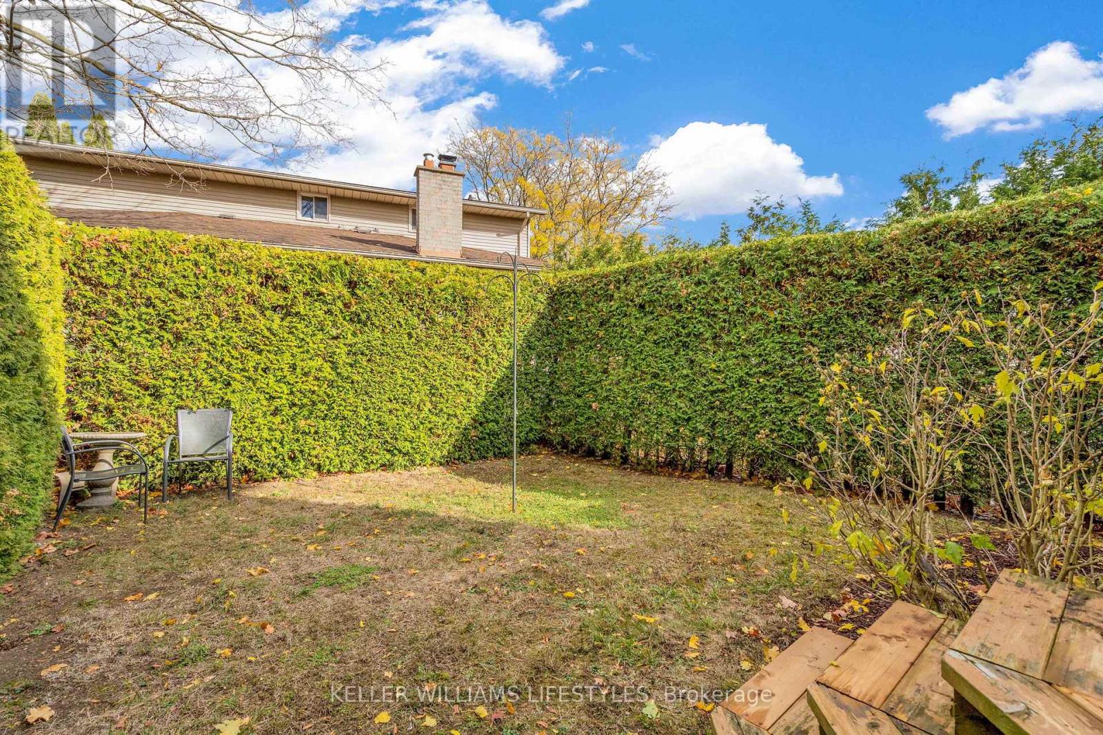 175 Walmer Gardens, London North, Ontario  N6G 4H3 - Photo 33 - X12527968