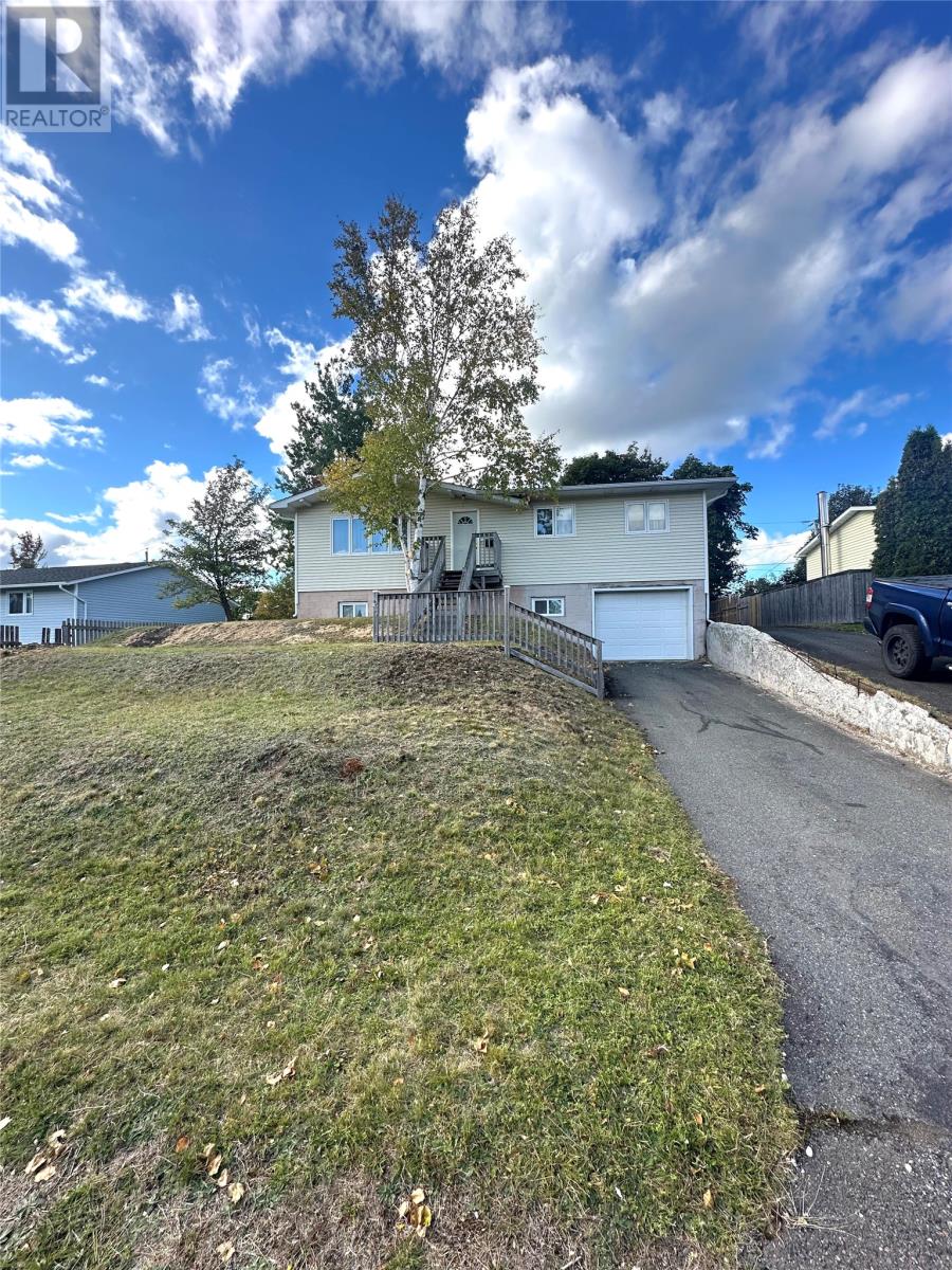 19 Gately Street, Grand Falls-Windsor, Newfoundland & Labrador  A2A 2H2 - Photo 2 - 1292479