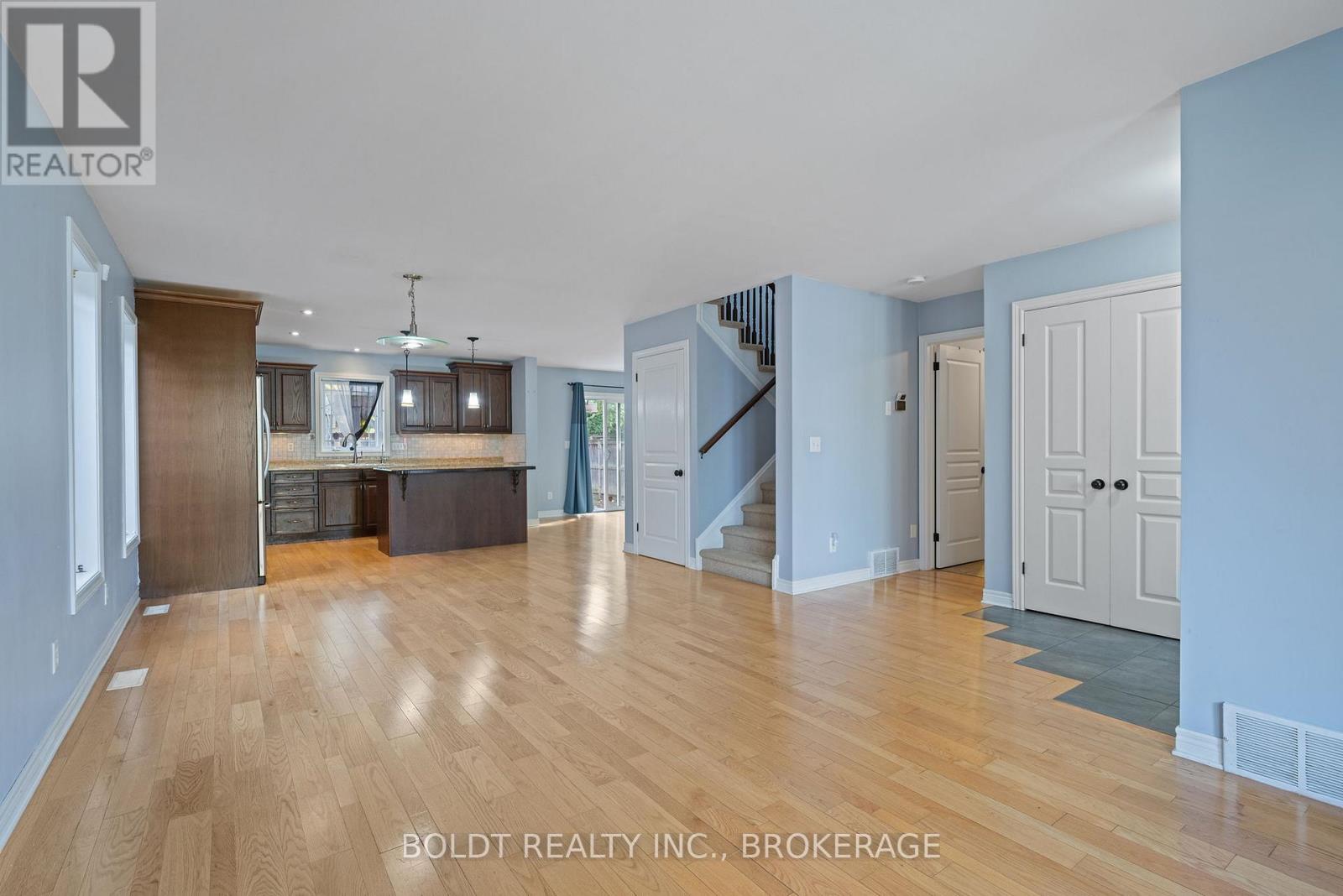 34 Fitzgerald Street E, St. Catharines, Ontario  L2R 0A4 - Photo 15 - X12489150