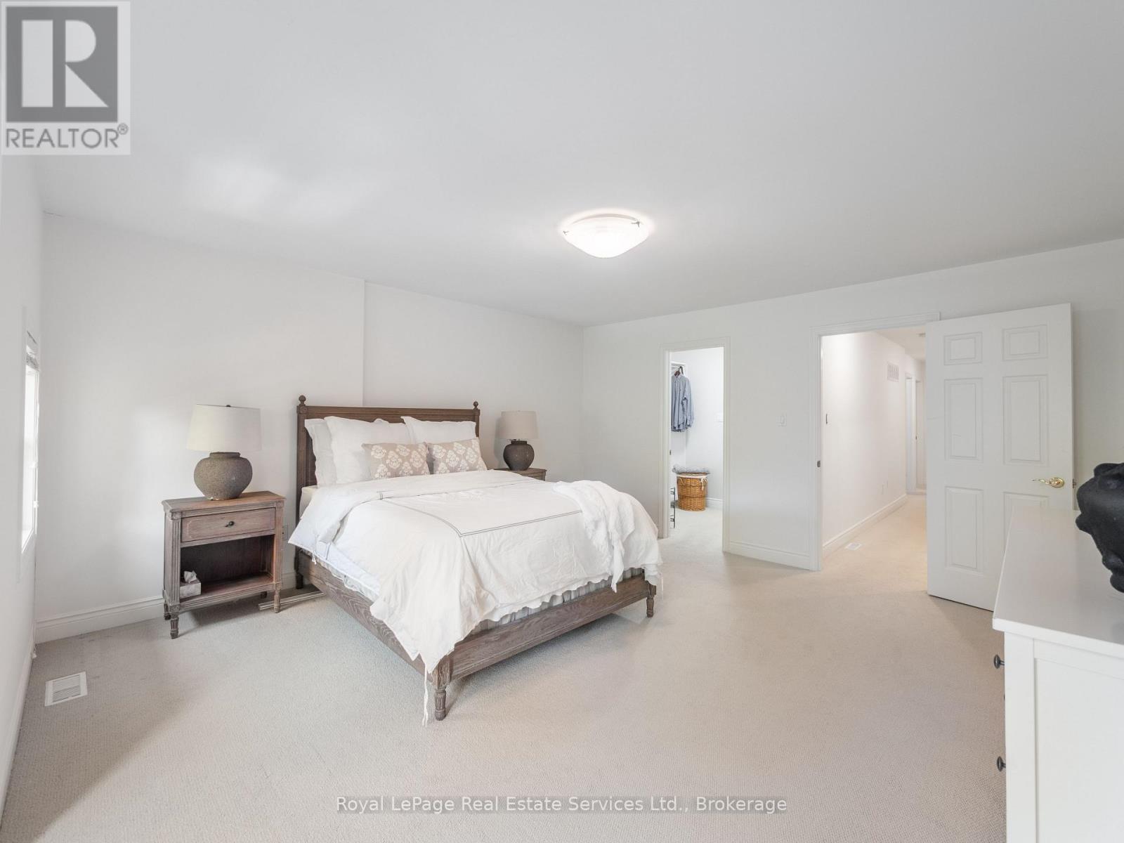 81 Brant Street, Oakville, Ontario  L6K 2Z5 - Photo 21 - W12527804