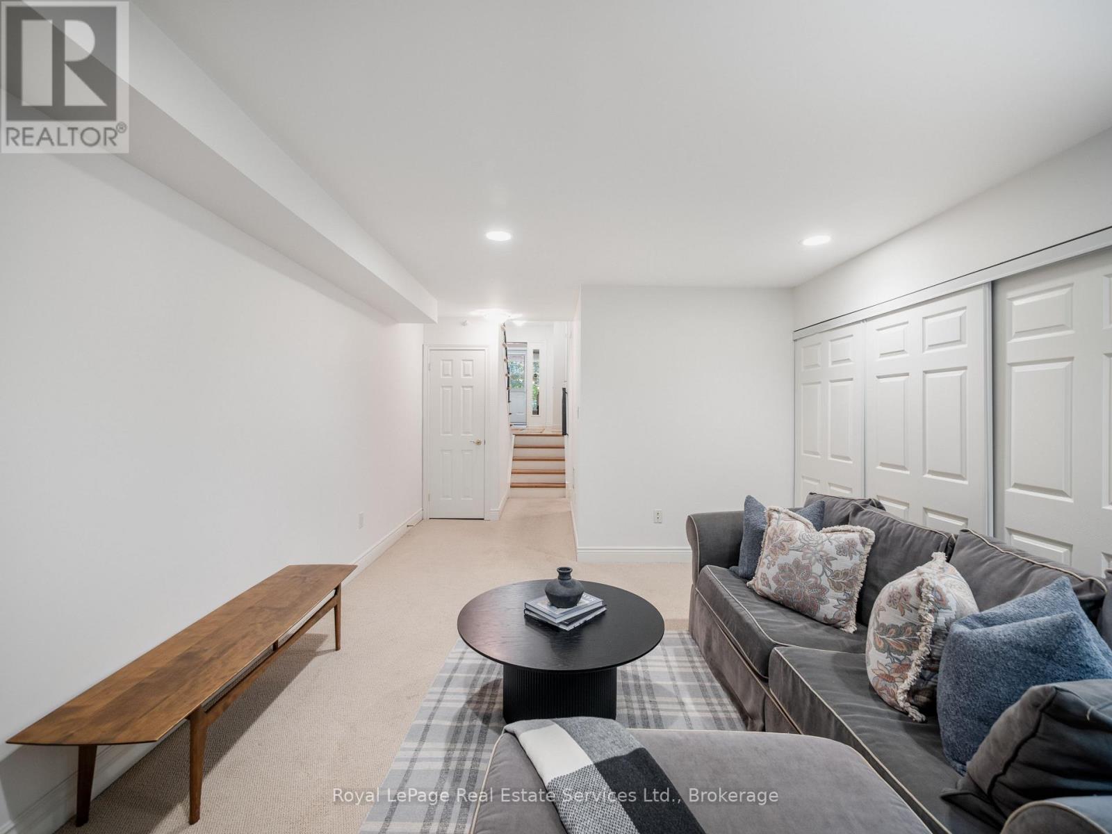 81 Brant Street, Oakville, Ontario  L6K 2Z5 - Photo 36 - W12527804