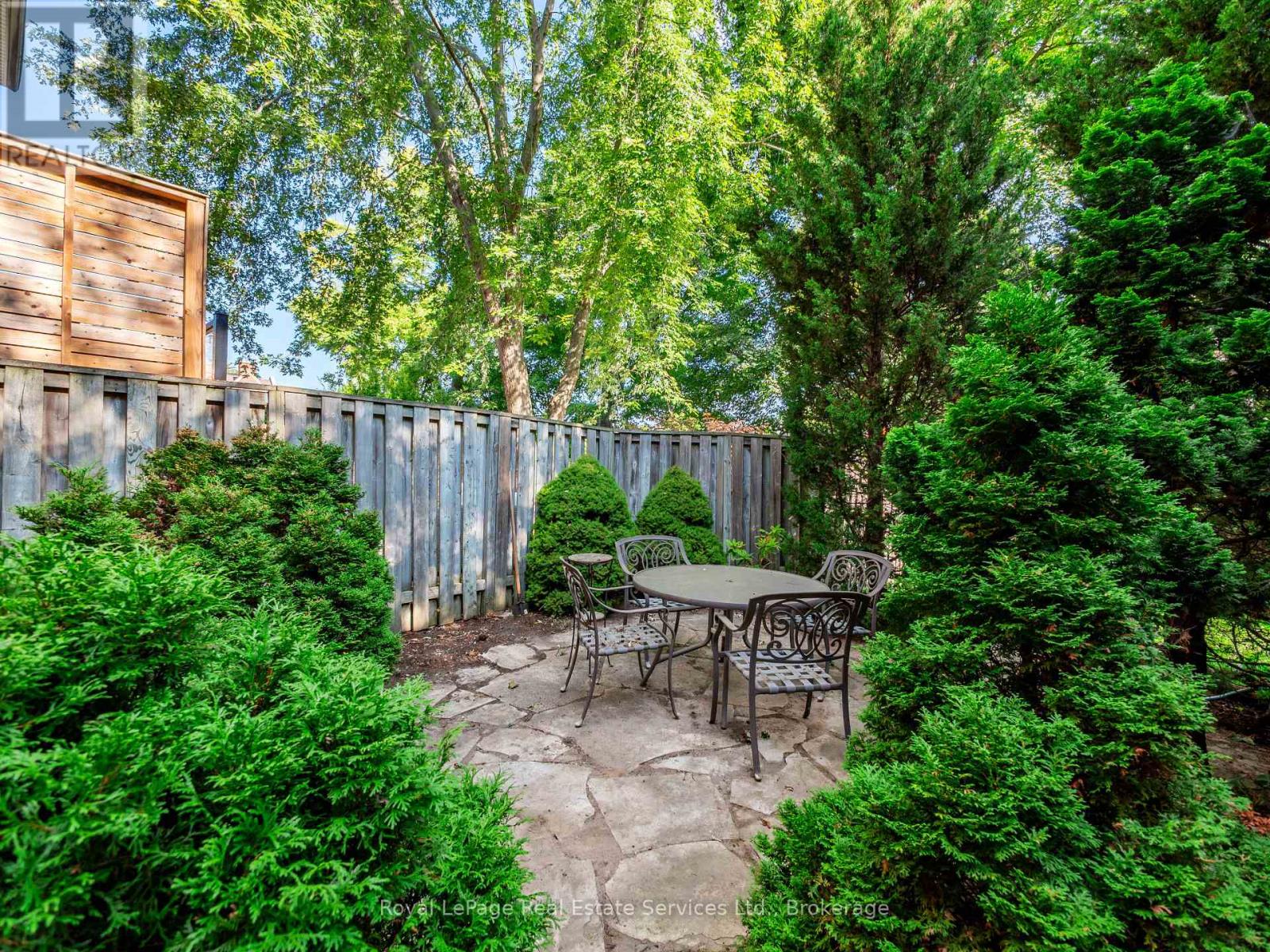 81 Brant Street, Oakville, Ontario  L6K 2Z5 - Photo 40 - W12527804