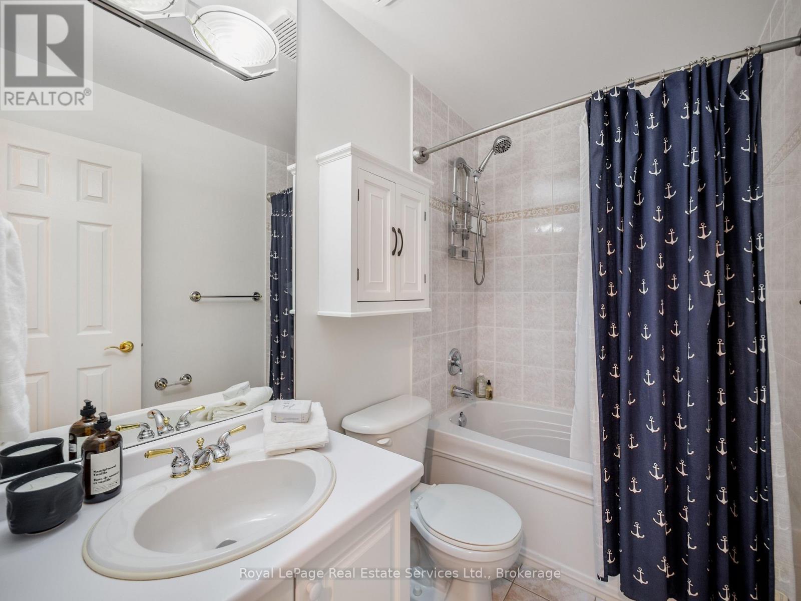 81 Brant Street, Oakville, Ontario  L6K 2Z5 - Photo 24 - W12527880