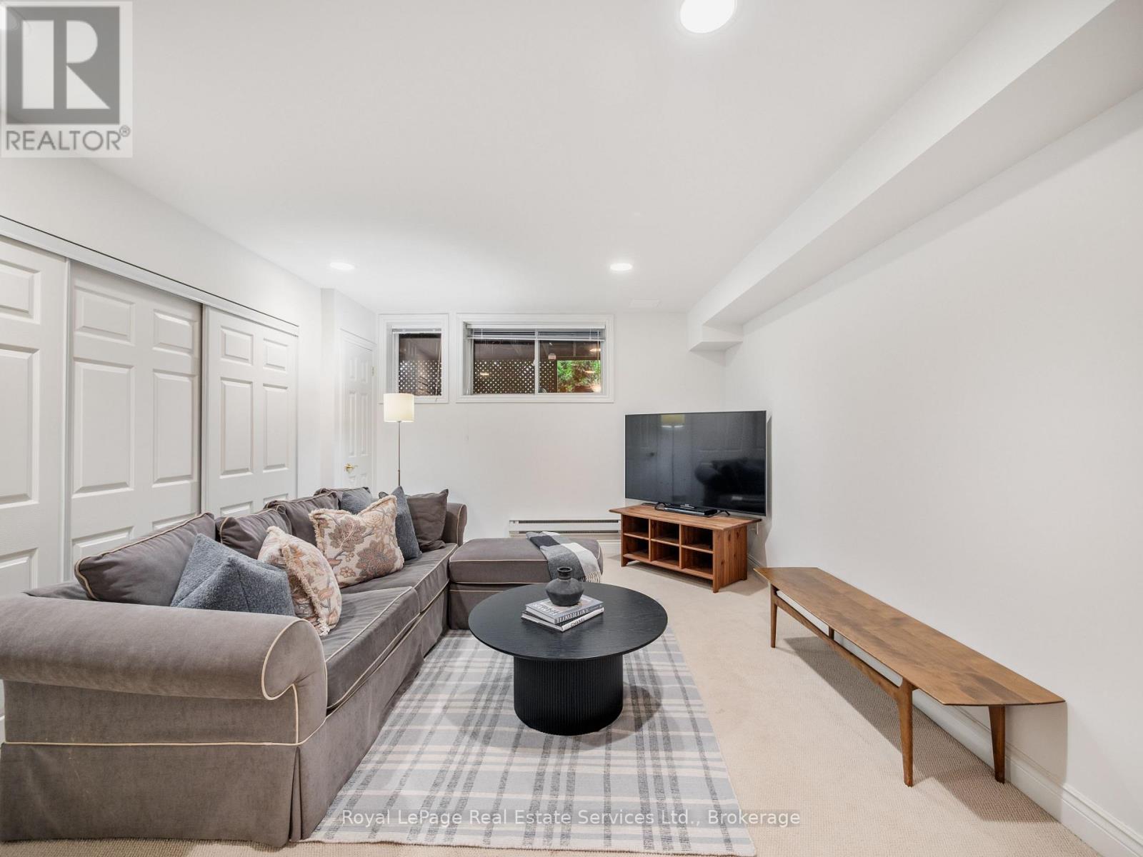 81 Brant Street, Oakville, Ontario  L6K 2Z5 - Photo 44 - W12527880