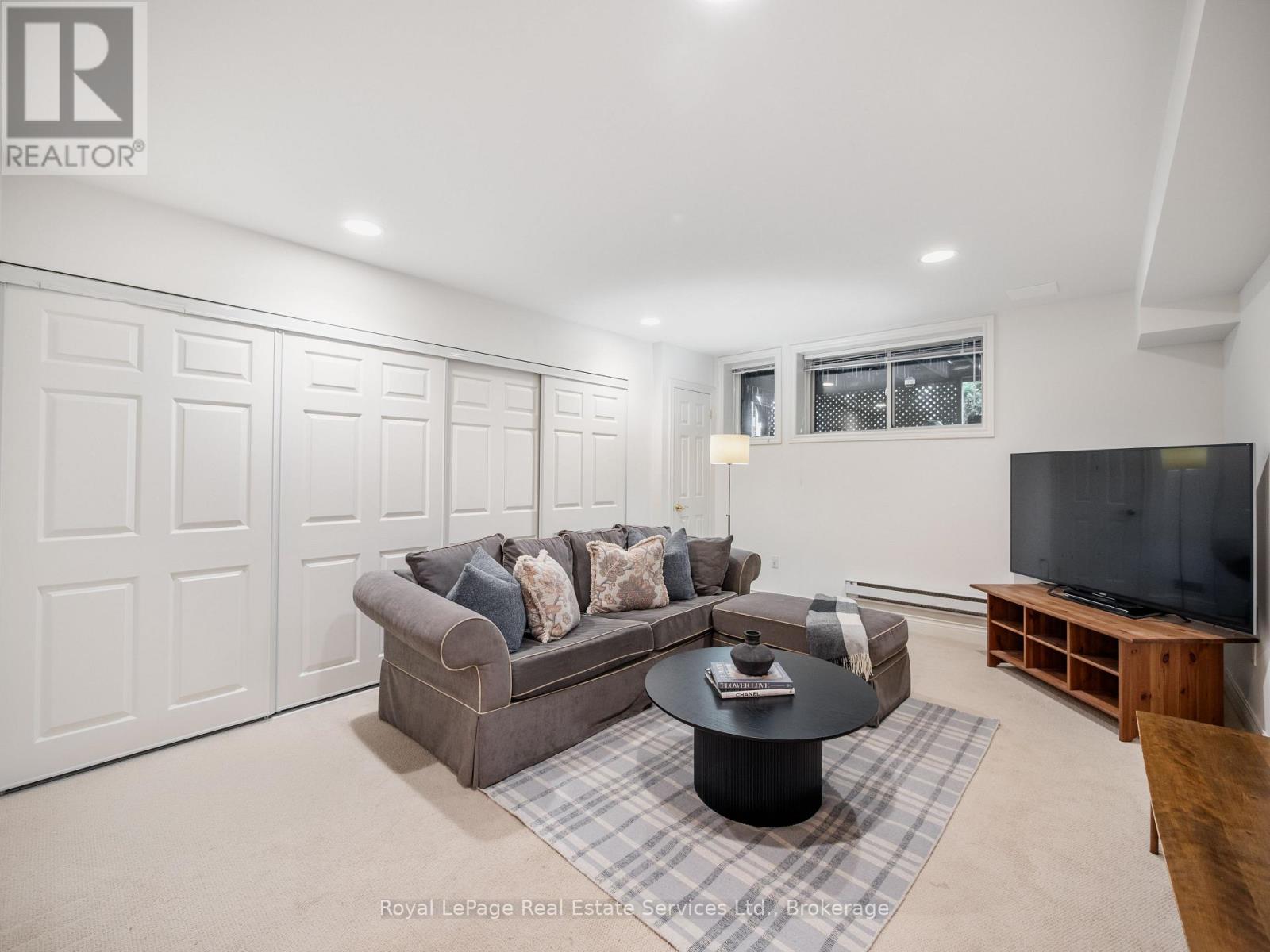 81 Brant Street, Oakville, Ontario  L6K 2Z5 - Photo 45 - W12527880