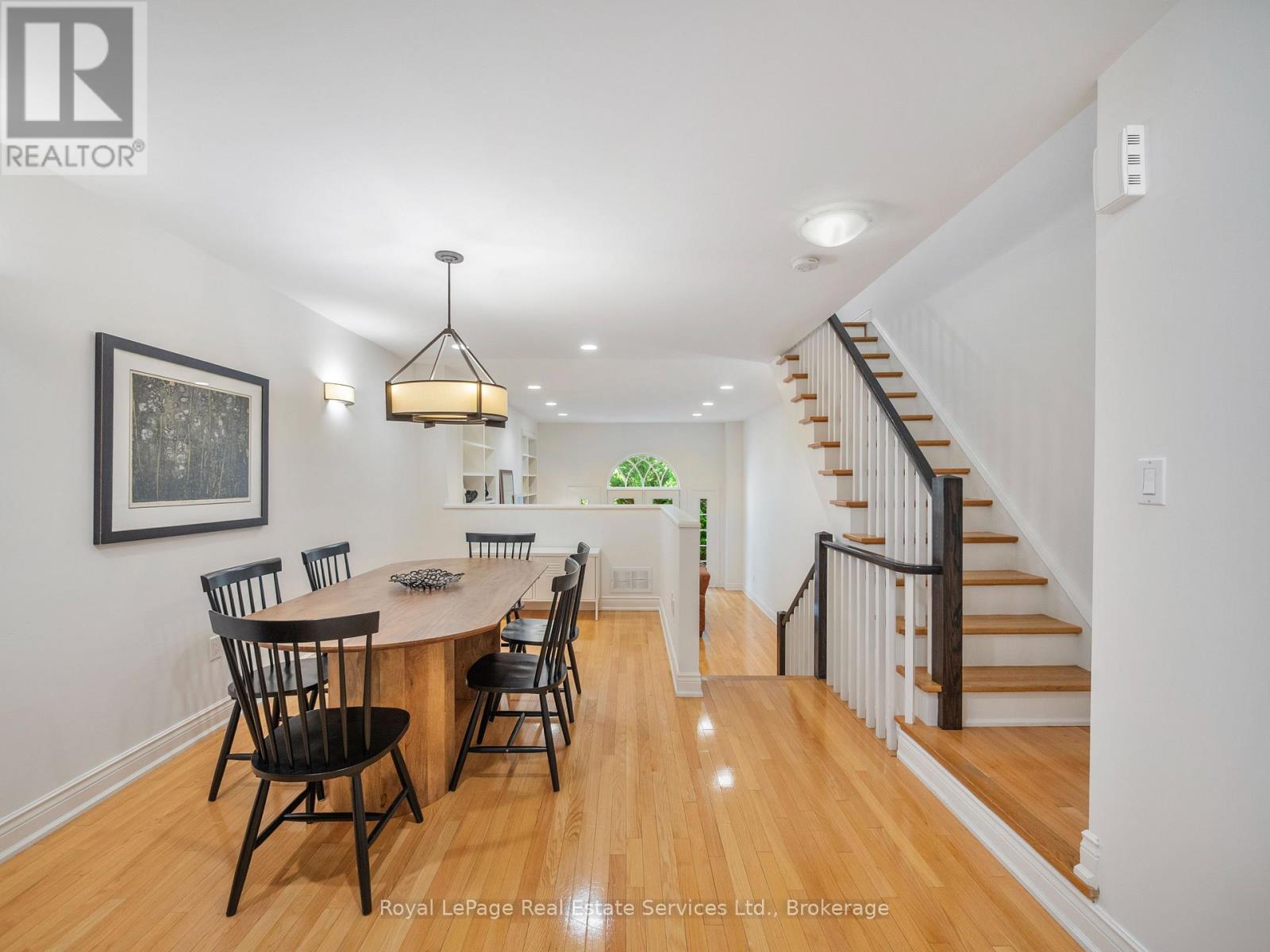 81 Brant Street, Oakville, Ontario  L6K 2Z5 - Photo 9 - W12527880