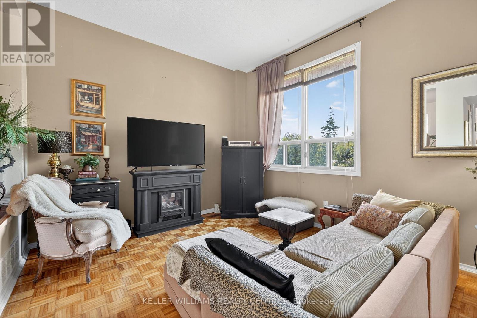 80 Poplar Crescent, Aurora (Aurora Highlands), Ontario  L4G 3L3 - Photo 9 - N12337447