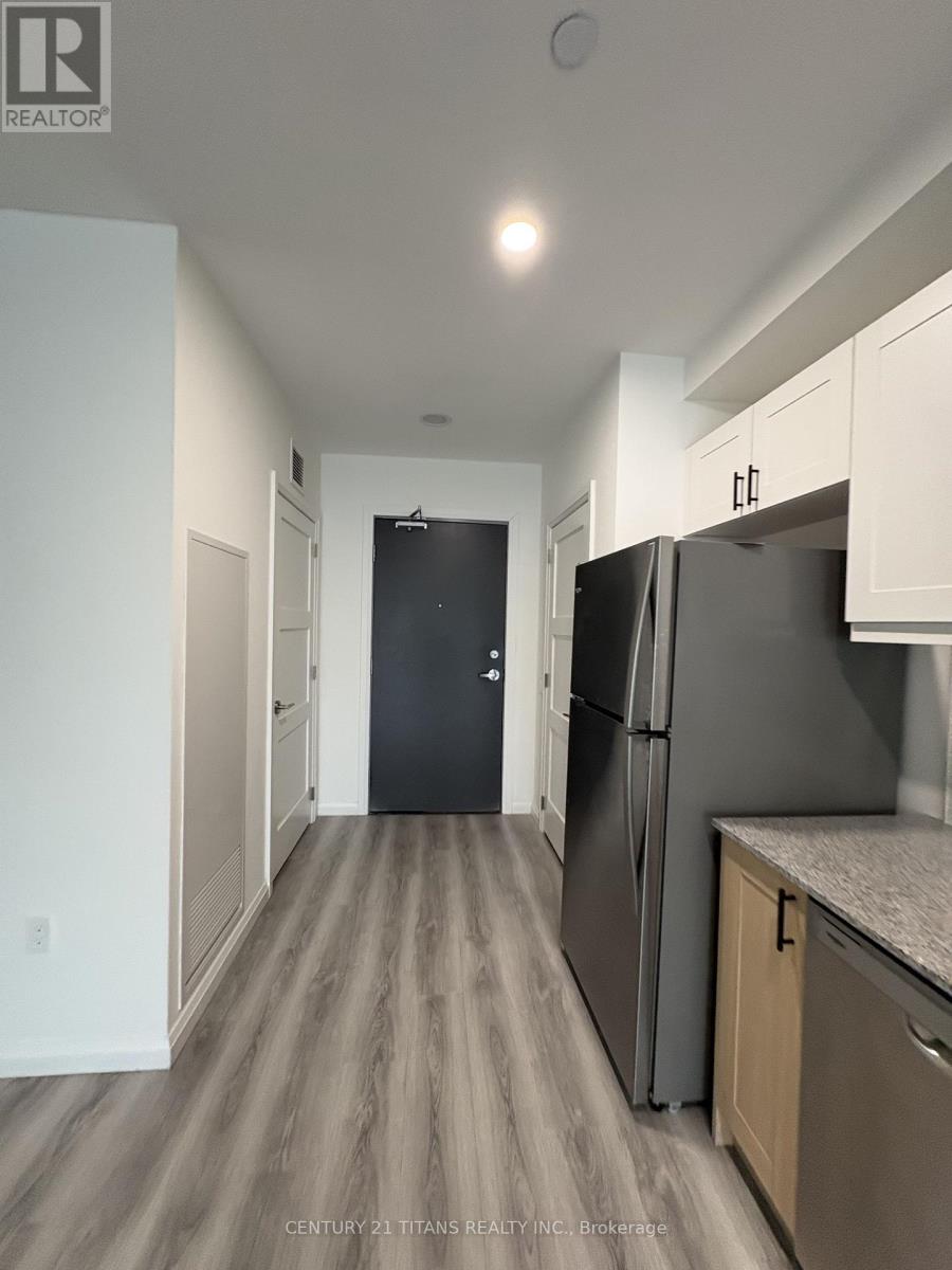 Ph16 - 181 Elmira Road S, Guelph, Ontario N1K 0E4 - Photo 2 - X12495230