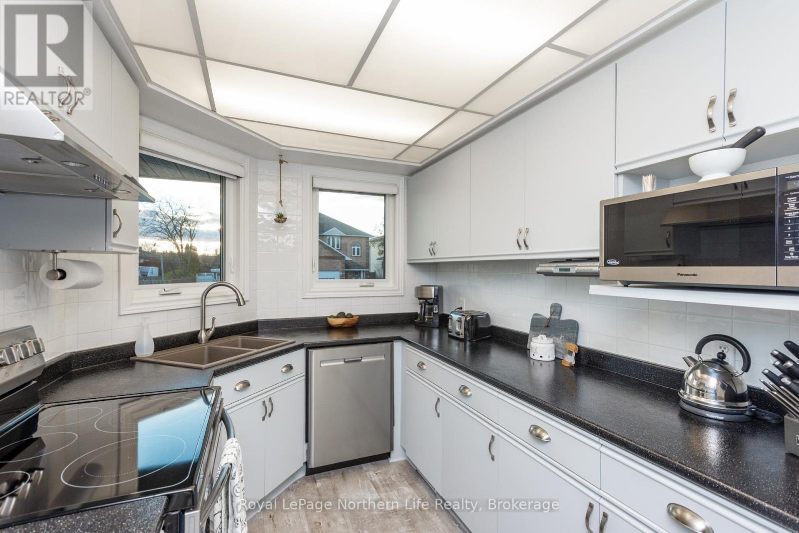 42 Balmoral Crescent, North Bay, Ontario  P1A 4H5 - Photo 12 - X12527974