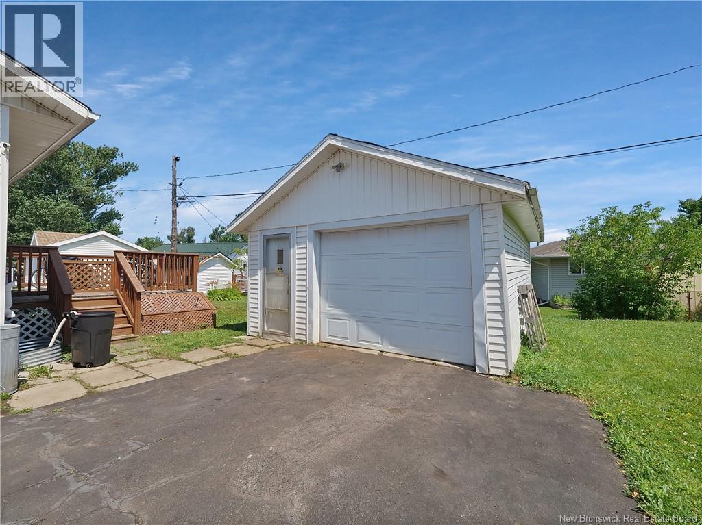 51 Windemere Drive, Moncton, New Brunswick  E1C 4L2 - Photo 5 - NB123901