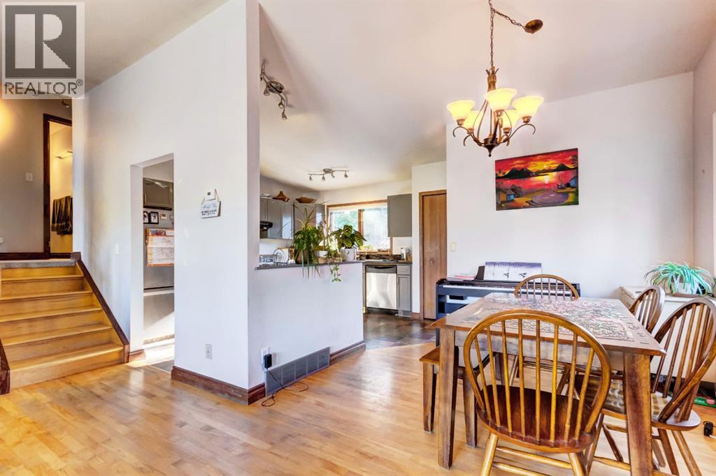 303 Pioneer Road, Canmore, Alberta  T1W 1E8 - Photo 6 - A2268124