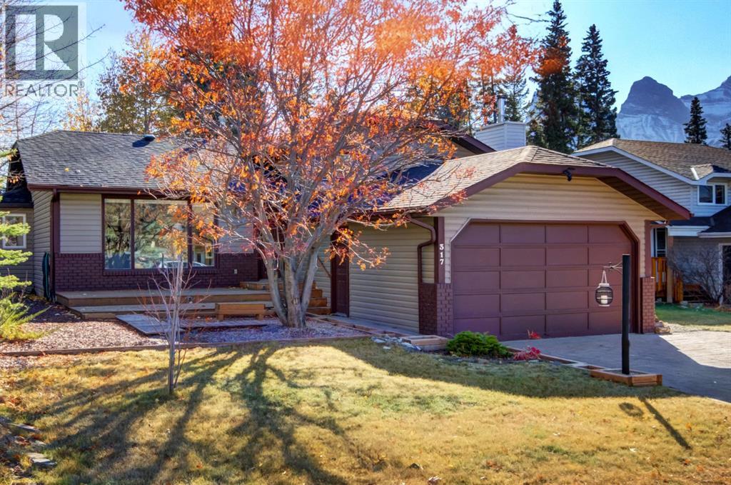 317 Pioneer Road, Canmore, Alberta  T1W 1E8 - Photo 2 - A2269334