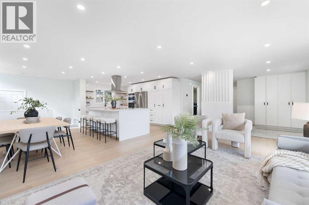 328 Cantrell Place Sw, Calgary, Alberta  T2W 2A3 - Photo 8 - A2263067