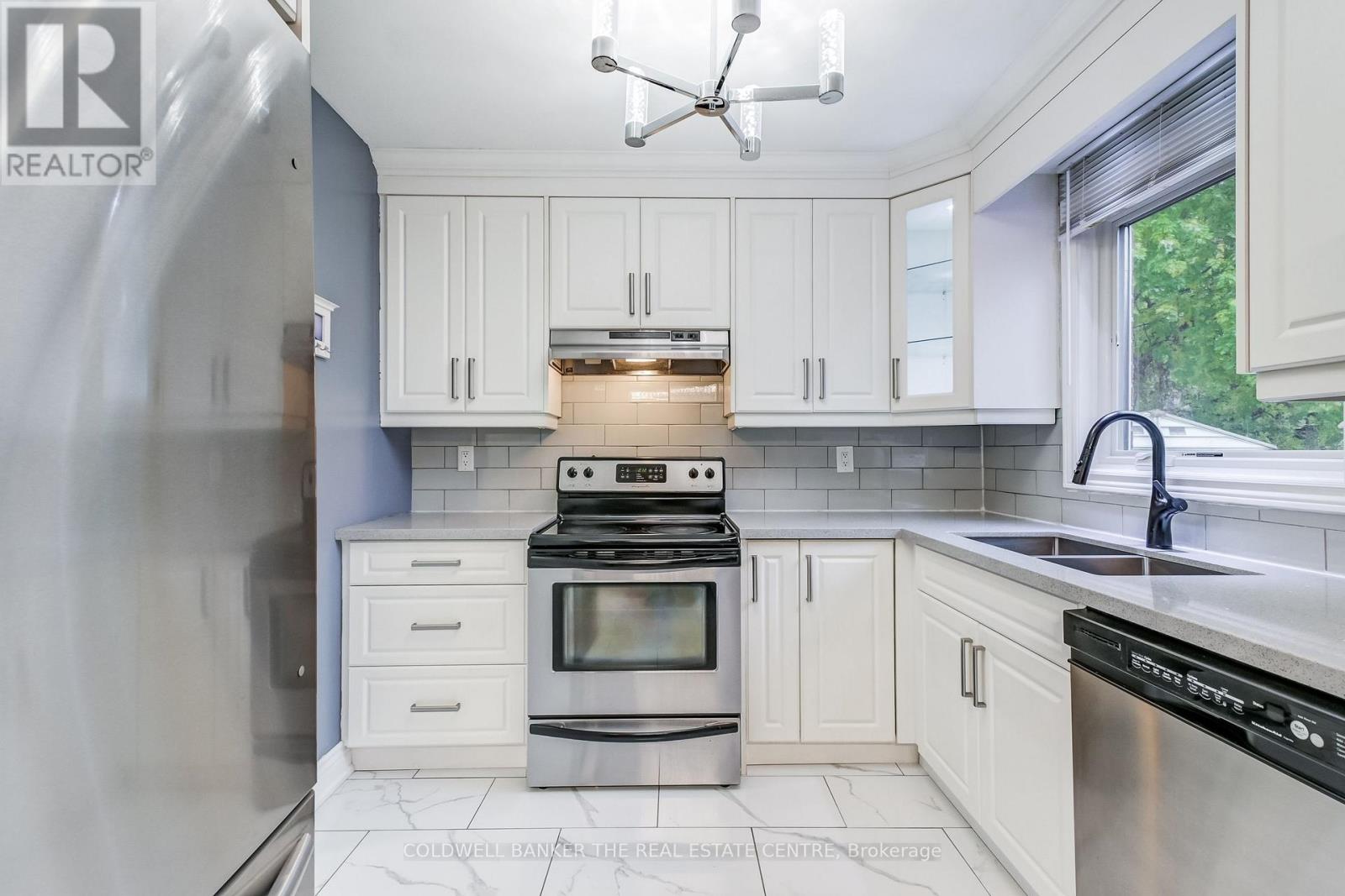 78 Stanwell Drive, Brampton, Ontario  L6Z 3Z2 - Photo 10 - W12527678