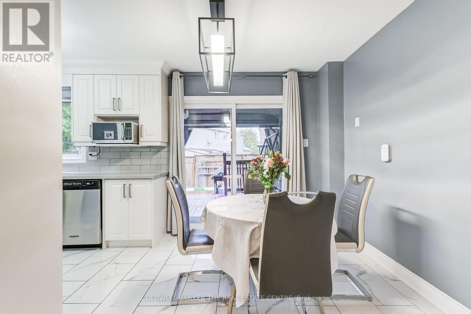 78 Stanwell Drive, Brampton, Ontario  L6Z 3Z2 - Photo 8 - W12527678