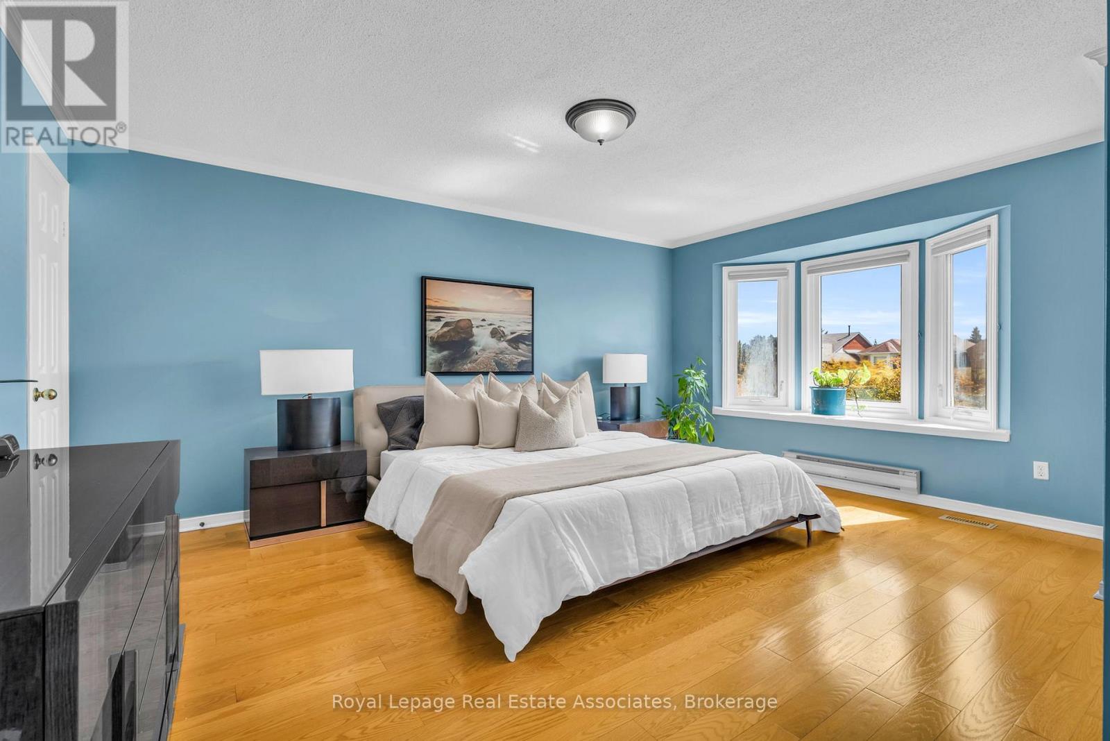 2543 Scarth Court, Mississauga, Ontario  L5M 5L2 - Photo 17 - W12527724