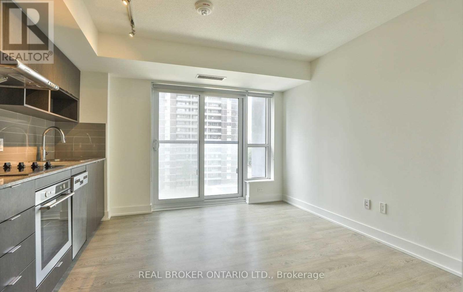 503 - 7 Mabelle Avenue, Toronto, Ontario  M9A 0C9 - Photo 3 - W12527760