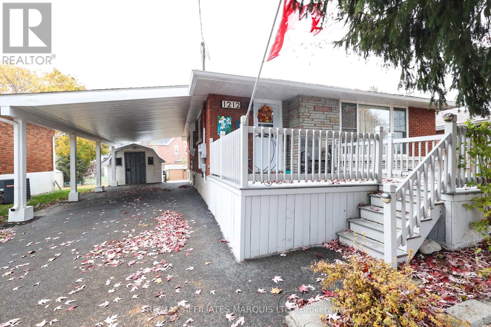 1212 OSBORNE AVENUE, Cornwall, Ontario