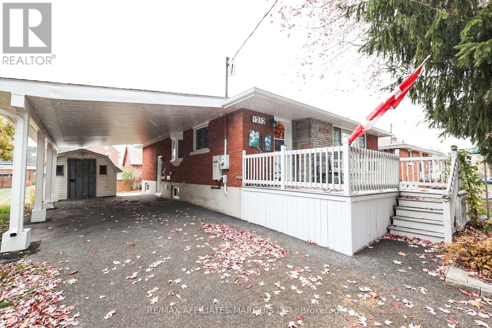 1212 Osborne Avenue, Cornwall, Ontario  K6J 1K9 - Photo 3 - X12527980