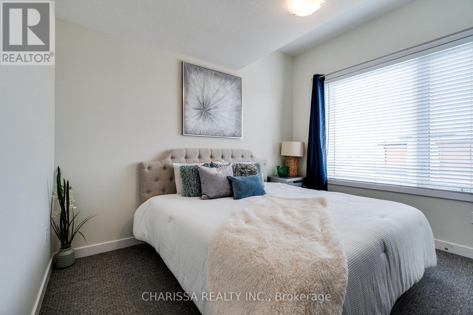 98 - 590 North Service Road, Hamilton, Ontario  L8E 0K5 - Photo 21 - X12527726