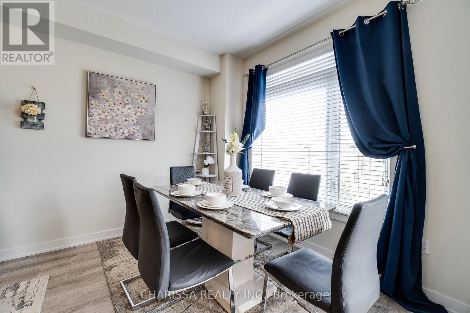 98 - 590 North Service Road, Hamilton, Ontario  L8E 0K5 - Photo 10 - X12527764