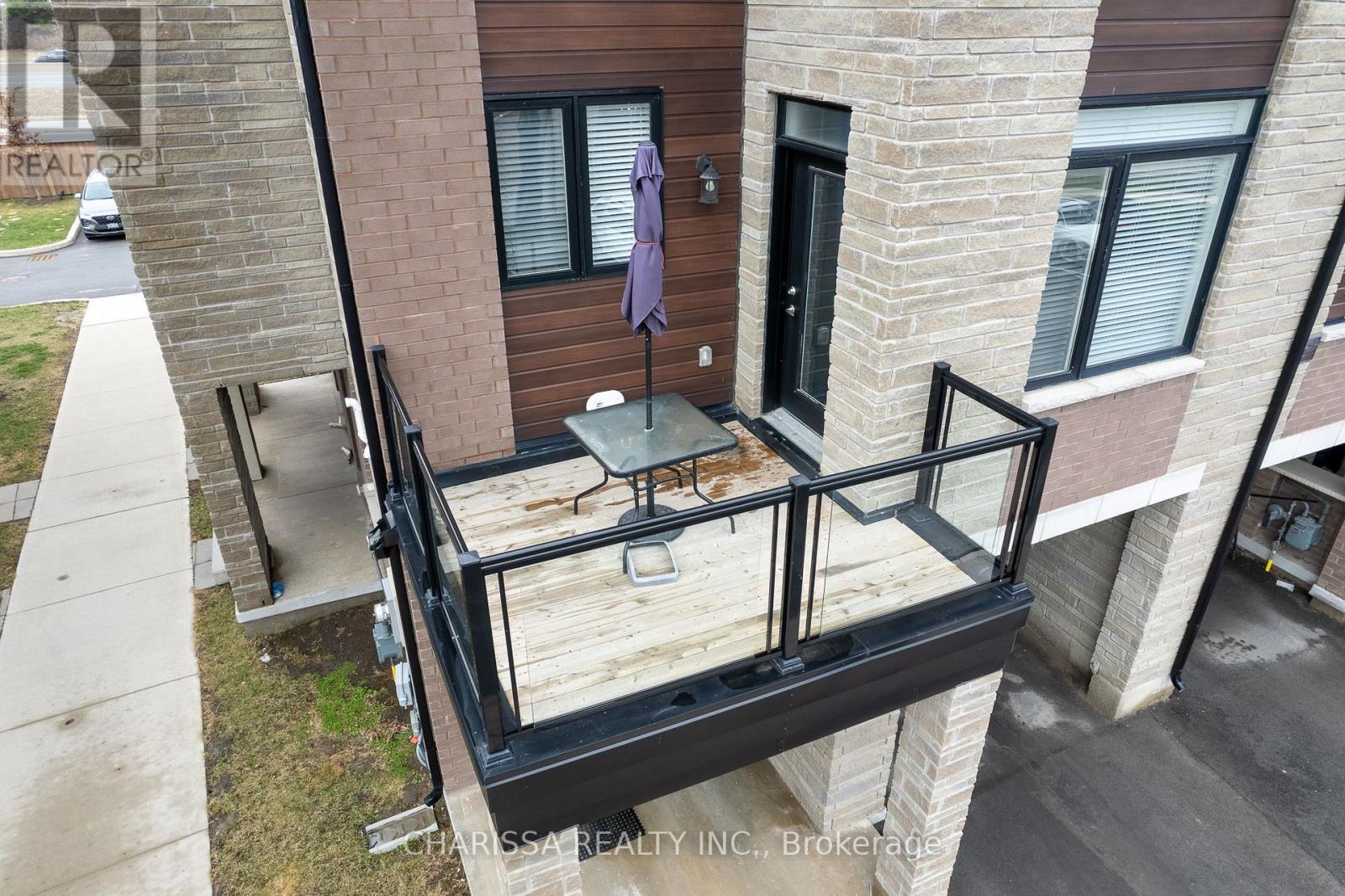 98 - 590 North Service Road, Hamilton, Ontario  L8E 0K5 - Photo 21 - X12527764