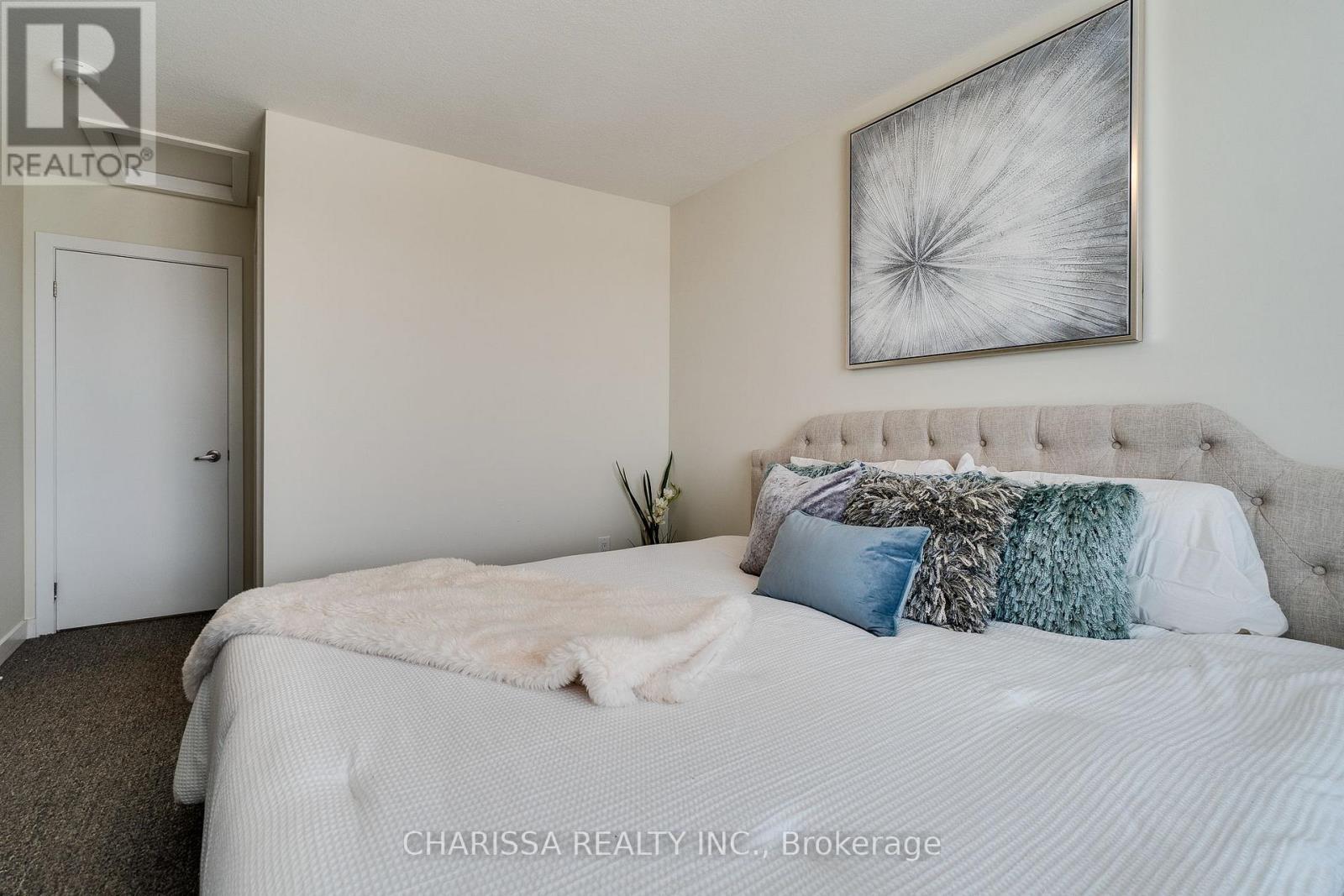 98 - 590 North Service Road, Hamilton, Ontario  L8E 0K5 - Photo 22 - X12527764