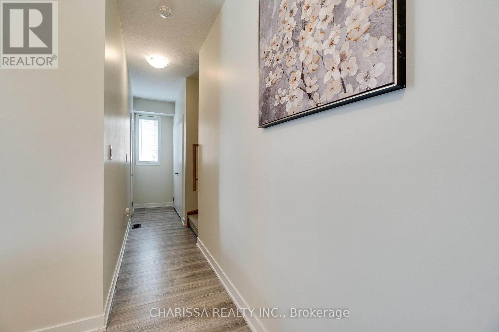 98 - 590 North Service Road, Hamilton, Ontario  L8E 0K5 - Photo 35 - X12527764