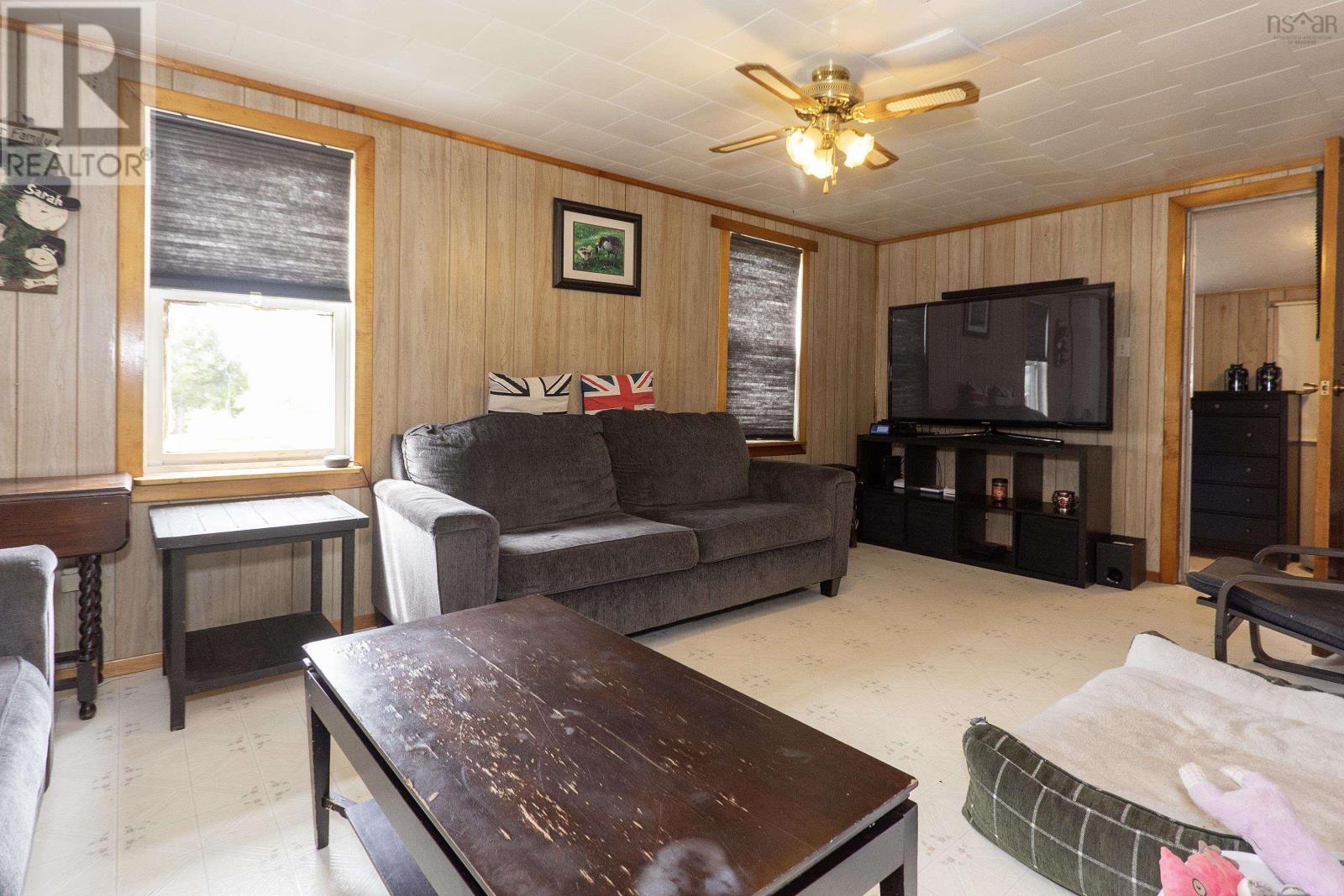 527 Pit Road, River Hebert, Nova Scotia  B0L 1G0 - Photo 15 - 202512041