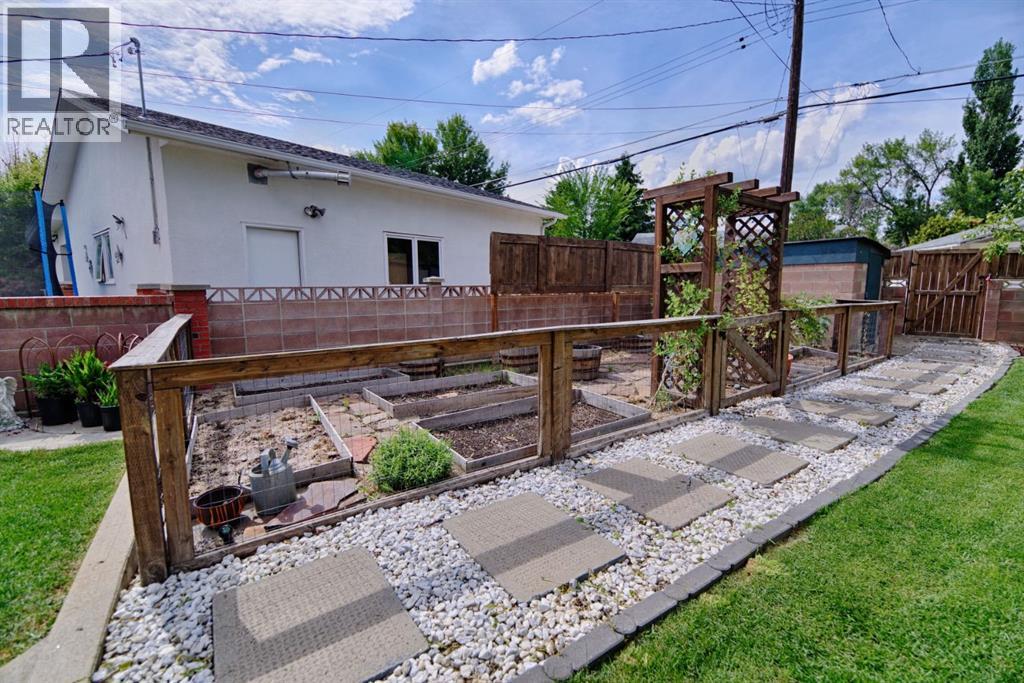 2503 5a Avenue N, Lethbridge, Alberta  T1H 0R6 - Photo 34 - A2247147