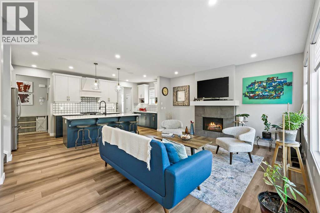 34 Coach Ridge Point Sw, Calgary, Alberta  T3H 2A7 - Photo 9 - A2259480