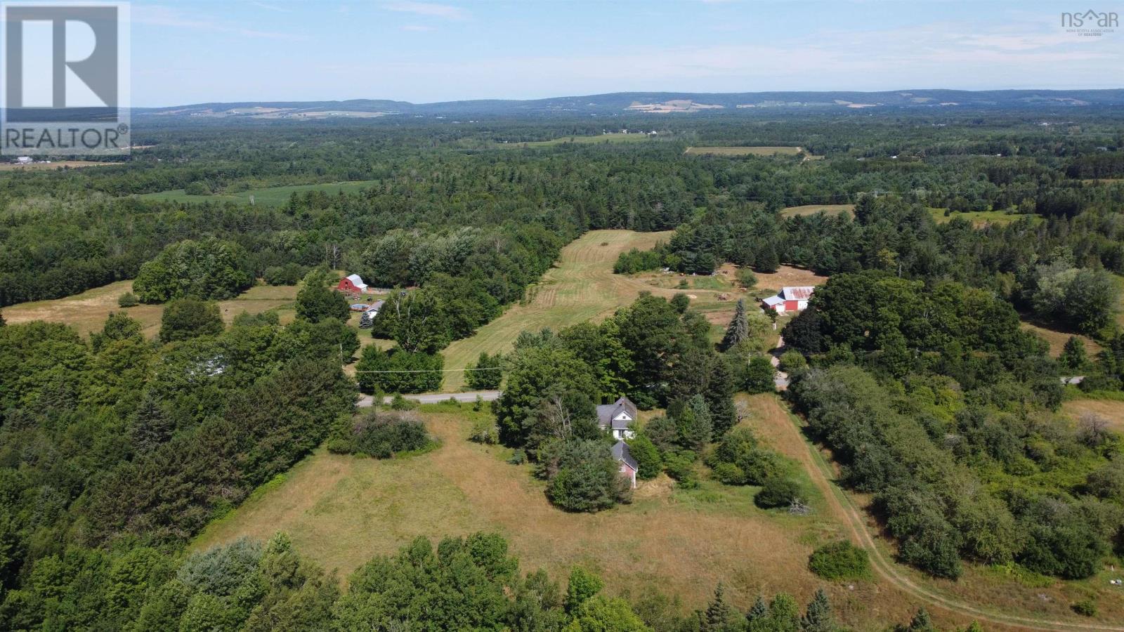 562 Messenger Road, Tremont, Nova Scotia  B0P 1R0 - Photo 7 - 202527080
