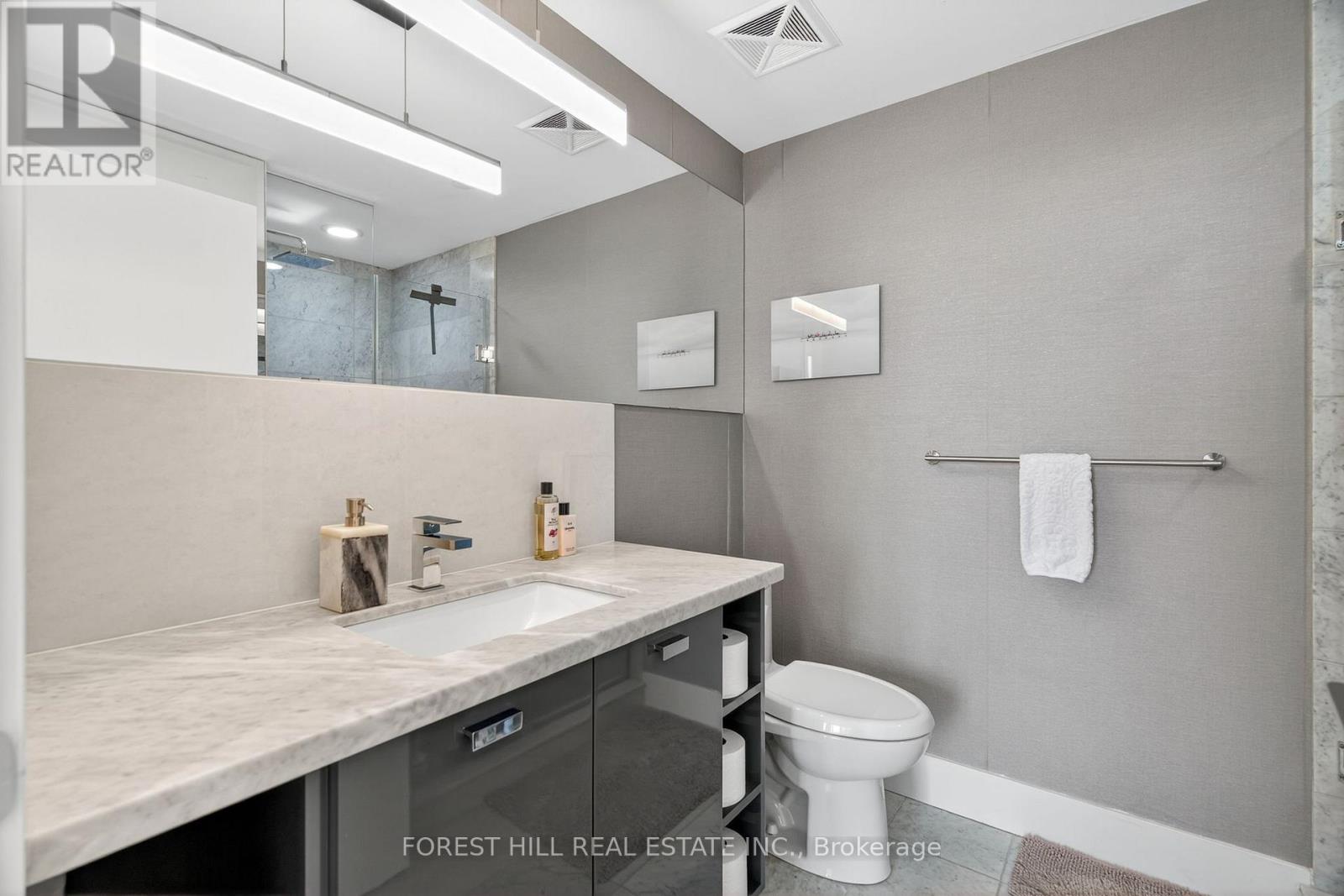 2207 - 32 Davenport Road, Toronto, Ontario  M5R 0B5 - Photo 17 - C12518790